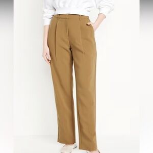 Old Navy Extra High-Rise Taylor Straight Trouser (Camel, Size Small)